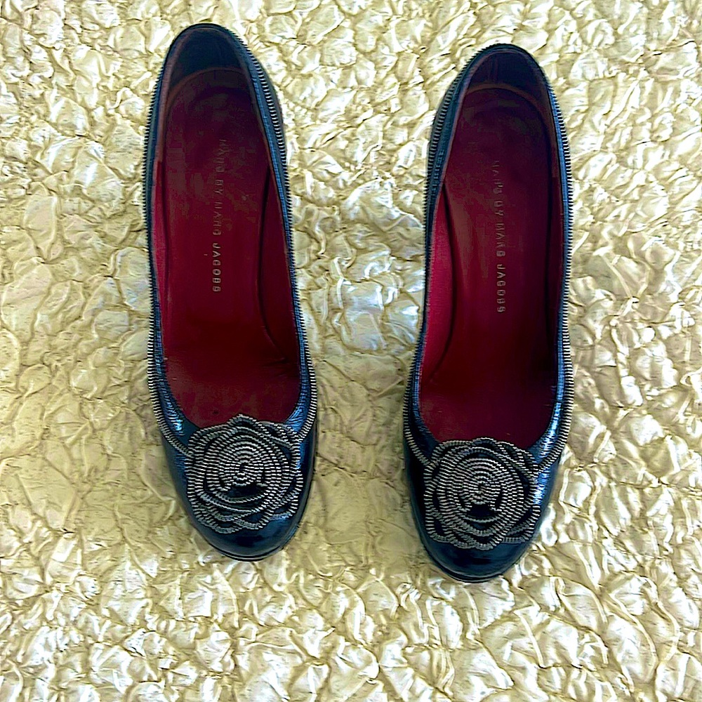 Marc Jacobs Zipper Rose Heels